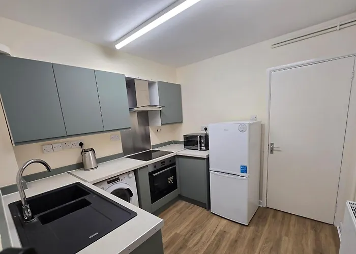 Ground Floor Light-up Apartment